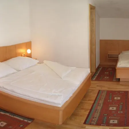 Appartements Hirner Fuegen Room photo
