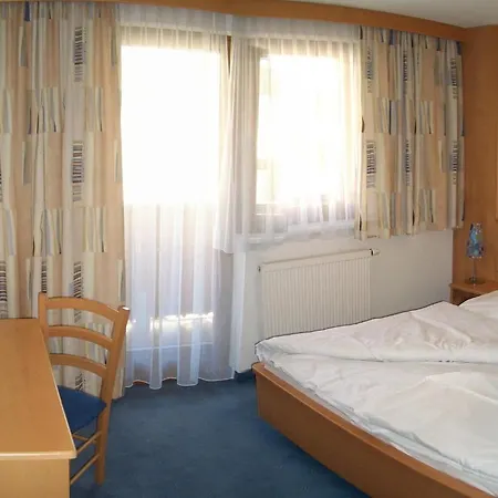 Appartements Hirner Fuegen Room photo